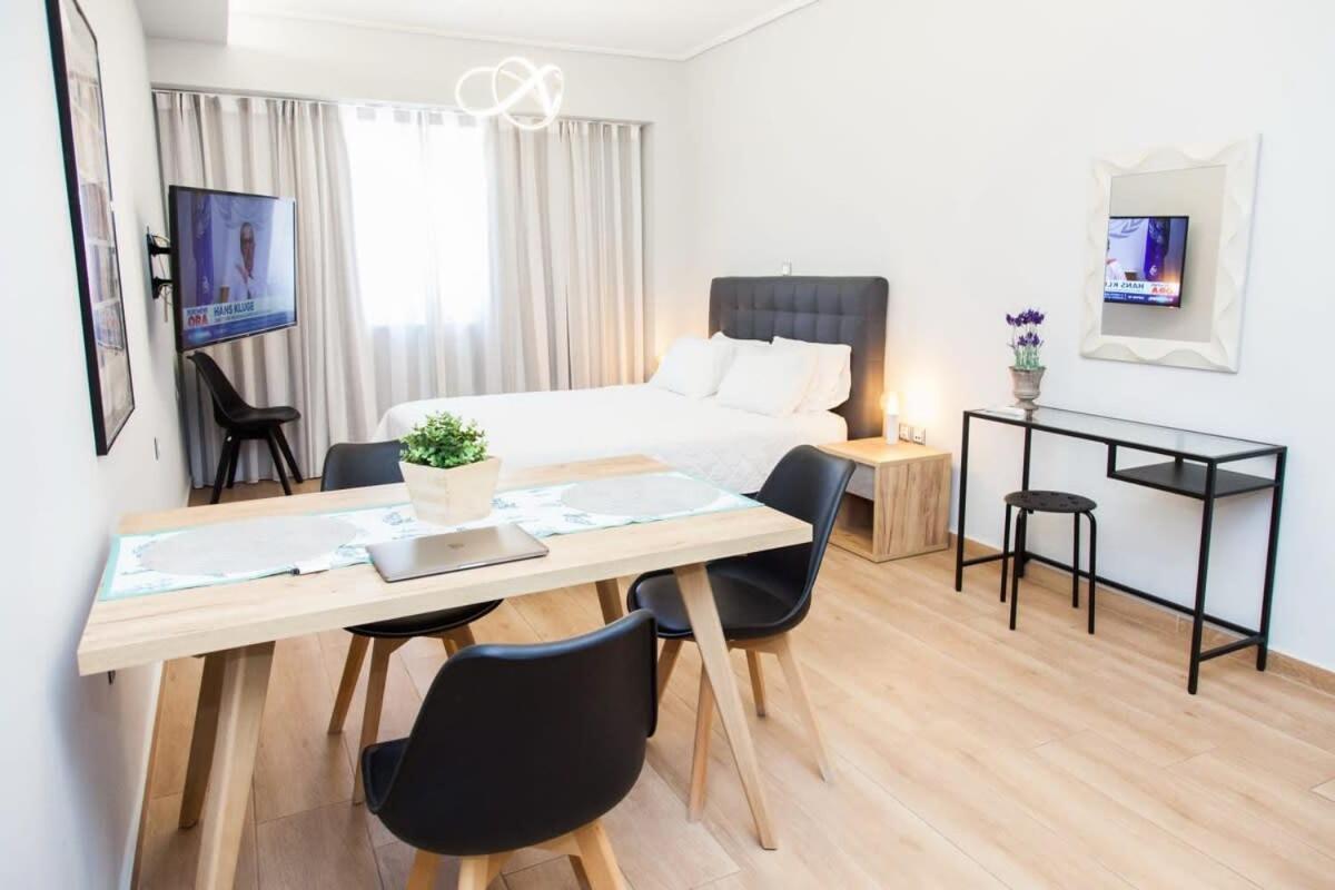 Contemporary And Chic Apartment In Central Atena Exterior foto